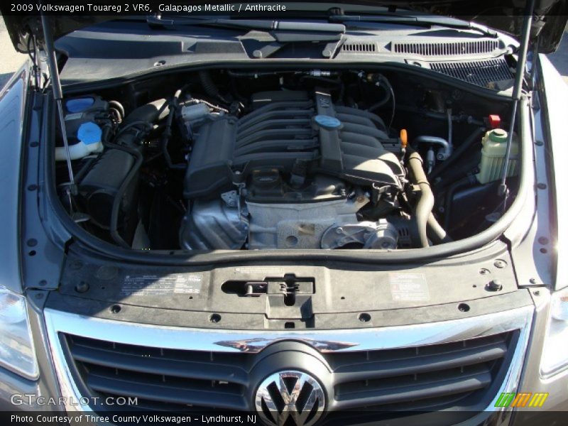 Galapagos Metallic / Anthracite 2009 Volkswagen Touareg 2 VR6