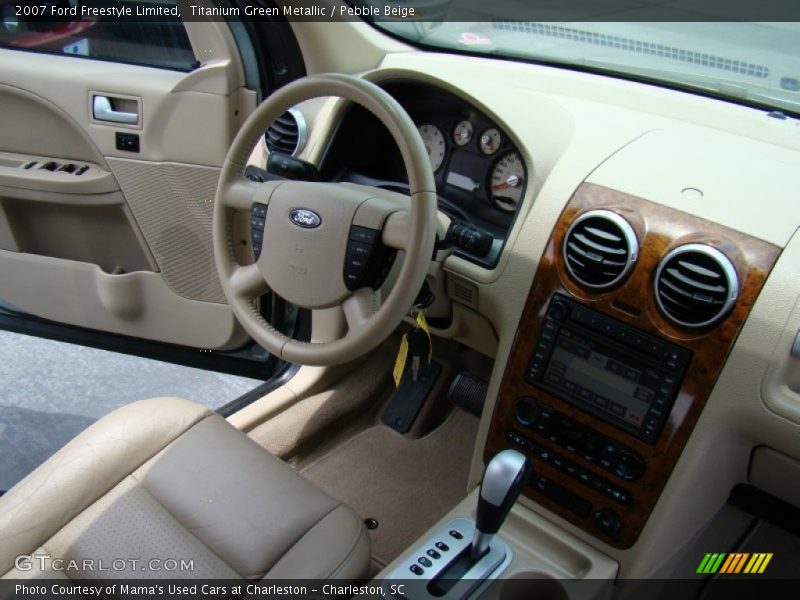 Titanium Green Metallic / Pebble Beige 2007 Ford Freestyle Limited