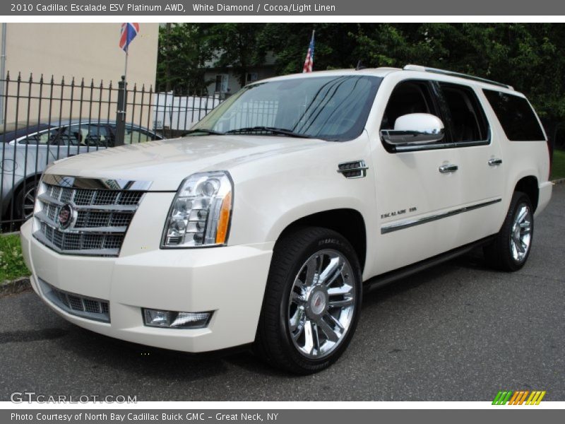 Front 3/4 View of 2010 Escalade ESV Platinum AWD