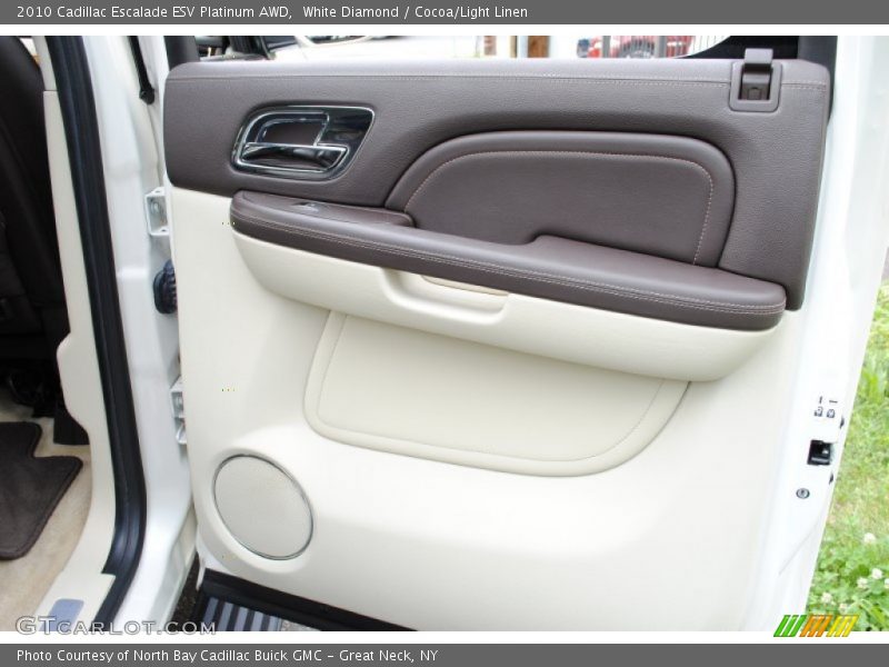 Door Panel of 2010 Escalade ESV Platinum AWD
