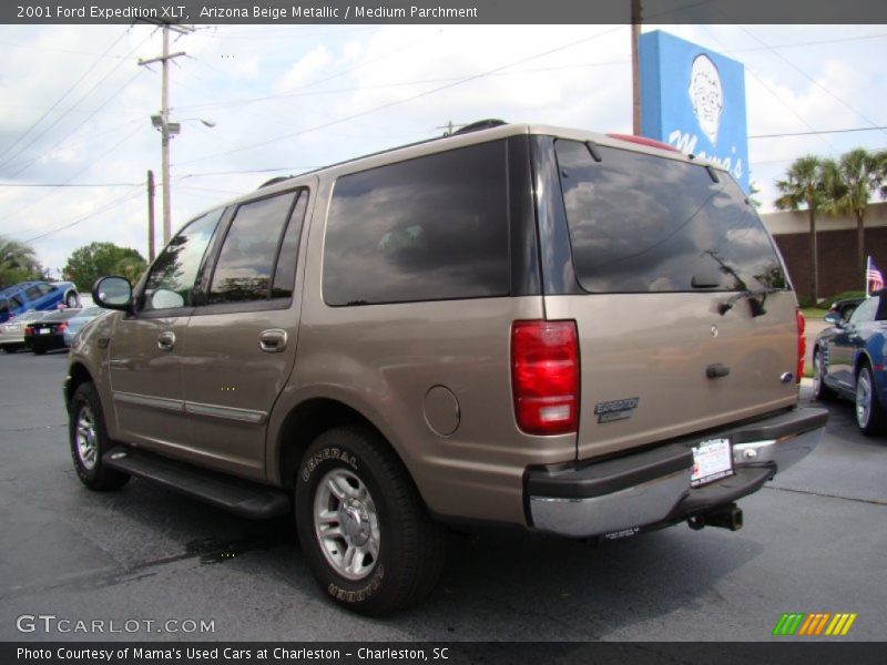Arizona Beige Metallic / Medium Parchment 2001 Ford Expedition XLT