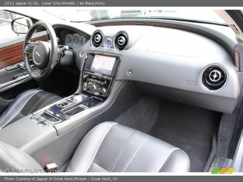 Dashboard of 2011 XJ XJL