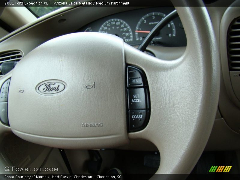 Arizona Beige Metallic / Medium Parchment 2001 Ford Expedition XLT
