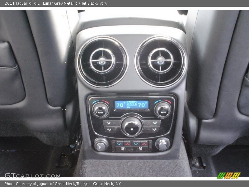 Controls of 2011 XJ XJL