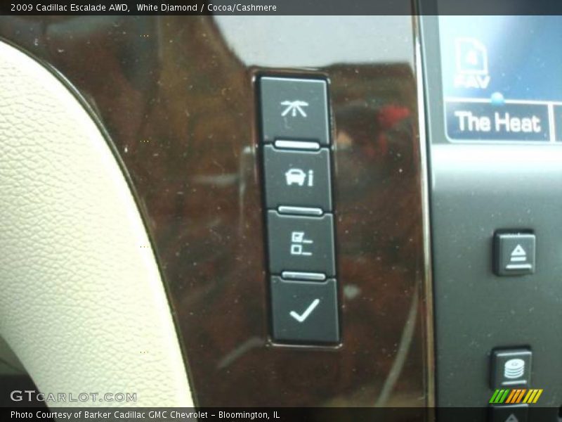 White Diamond / Cocoa/Cashmere 2009 Cadillac Escalade AWD