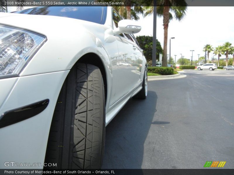 Arctic White / Cashmere/Savanna 2008 Mercedes-Benz S 550 Sedan