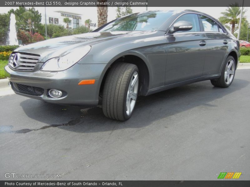 Front 3/4 View of 2007 CLS 550