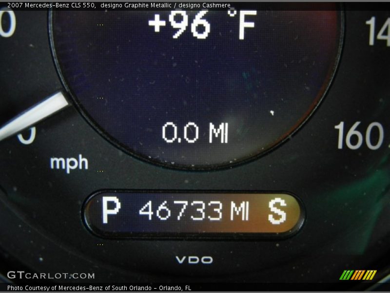 designo Graphite Metallic / designo Cashmere 2007 Mercedes-Benz CLS 550