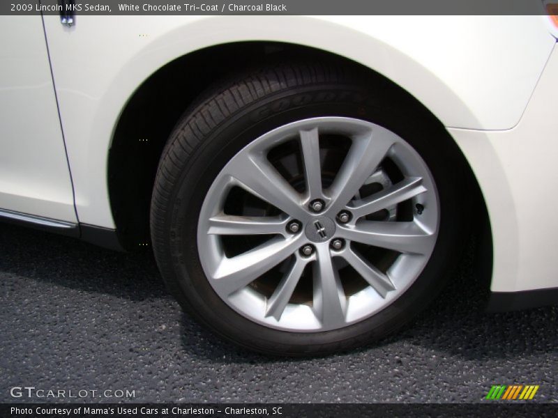White Chocolate Tri-Coat / Charcoal Black 2009 Lincoln MKS Sedan