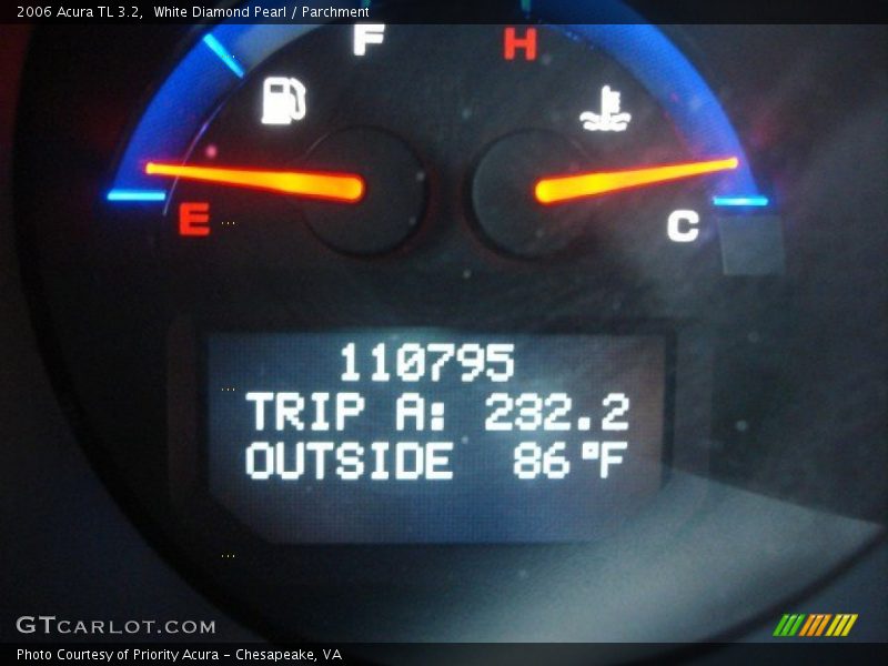 White Diamond Pearl / Parchment 2006 Acura TL 3.2