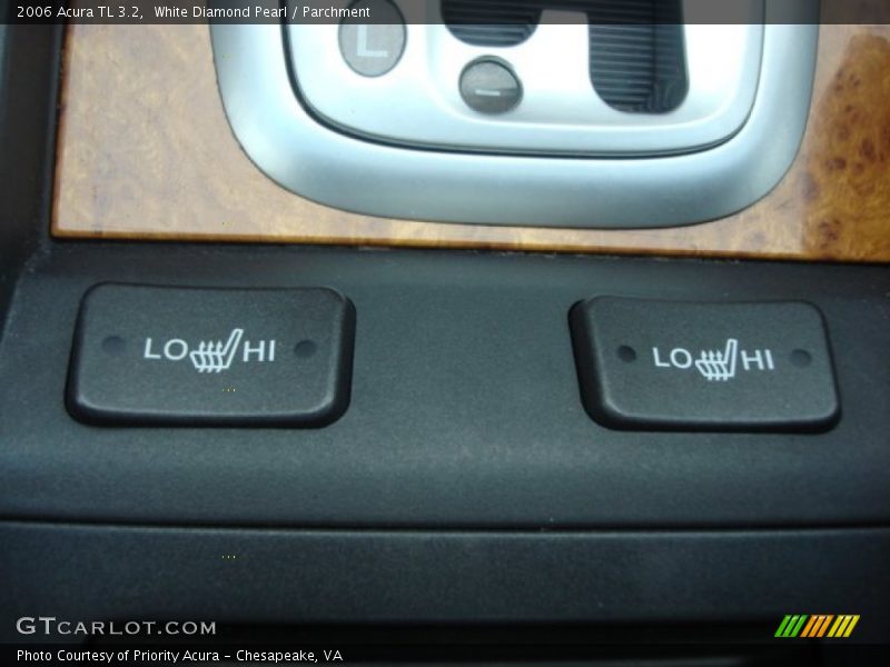 White Diamond Pearl / Parchment 2006 Acura TL 3.2