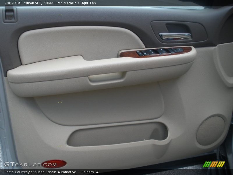 Silver Birch Metallic / Light Tan 2009 GMC Yukon SLT