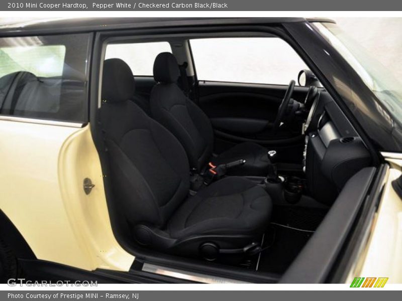 Pepper White / Checkered Carbon Black/Black 2010 Mini Cooper Hardtop