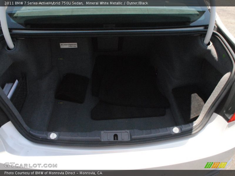  2011 7 Series ActiveHybrid 750Li Sedan Trunk