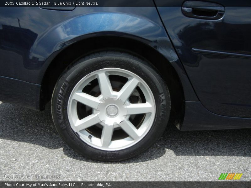 Blue Chip / Light Neutral 2005 Cadillac CTS Sedan
