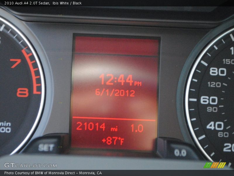 Ibis White / Black 2010 Audi A4 2.0T Sedan