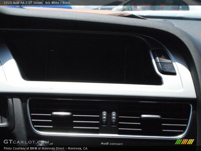 Ibis White / Black 2010 Audi A4 2.0T Sedan