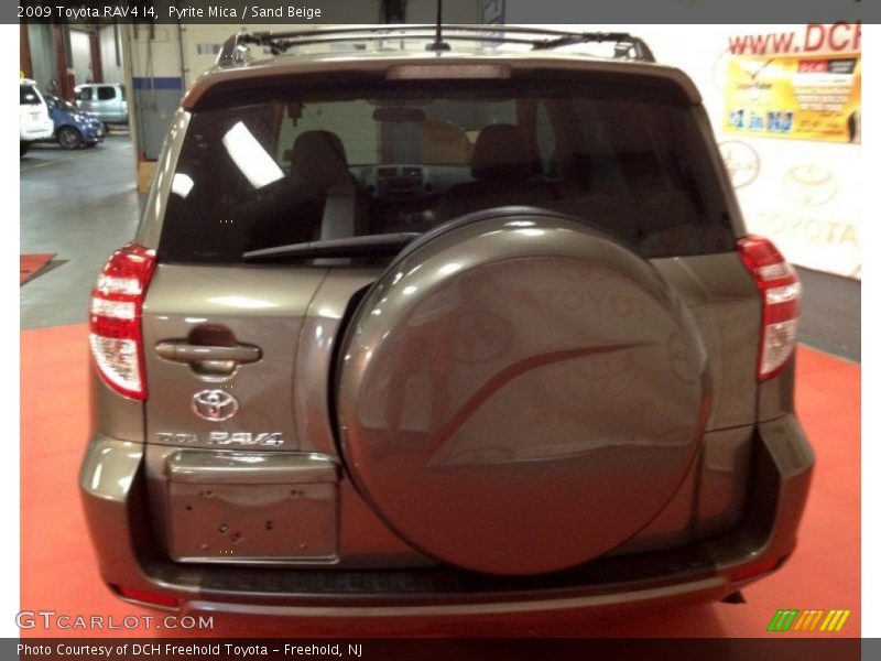 Pyrite Mica / Sand Beige 2009 Toyota RAV4 I4