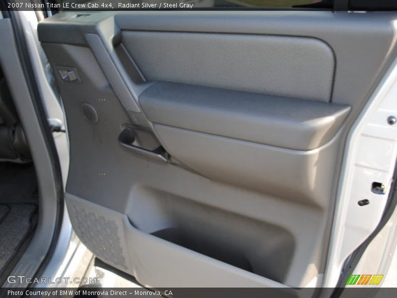 Radiant Silver / Steel Gray 2007 Nissan Titan LE Crew Cab 4x4