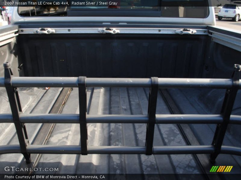 Radiant Silver / Steel Gray 2007 Nissan Titan LE Crew Cab 4x4