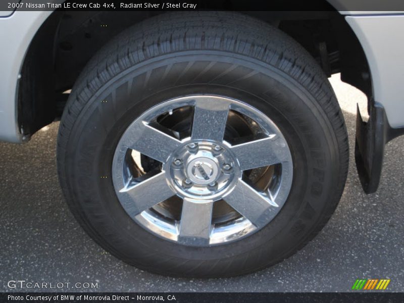 Radiant Silver / Steel Gray 2007 Nissan Titan LE Crew Cab 4x4