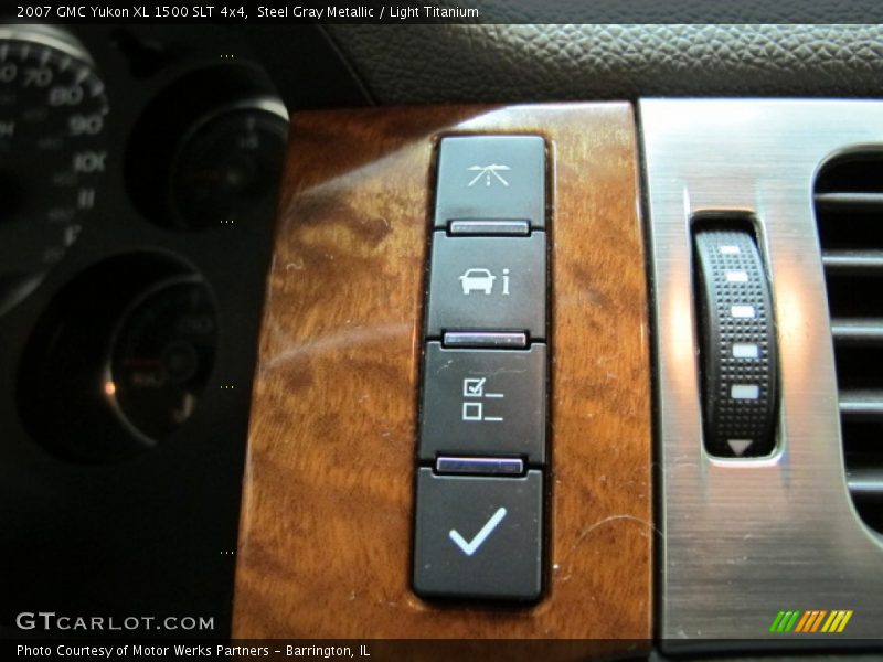 Steel Gray Metallic / Light Titanium 2007 GMC Yukon XL 1500 SLT 4x4