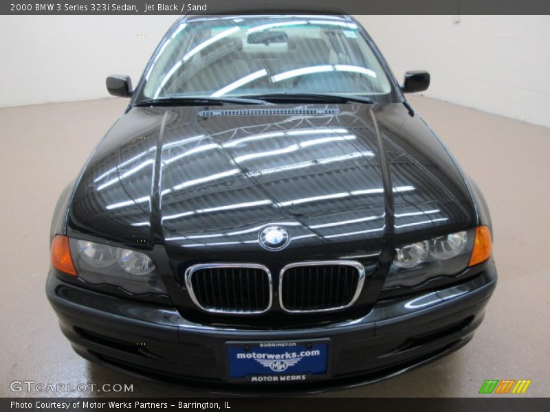 Jet Black / Sand 2000 BMW 3 Series 323i Sedan