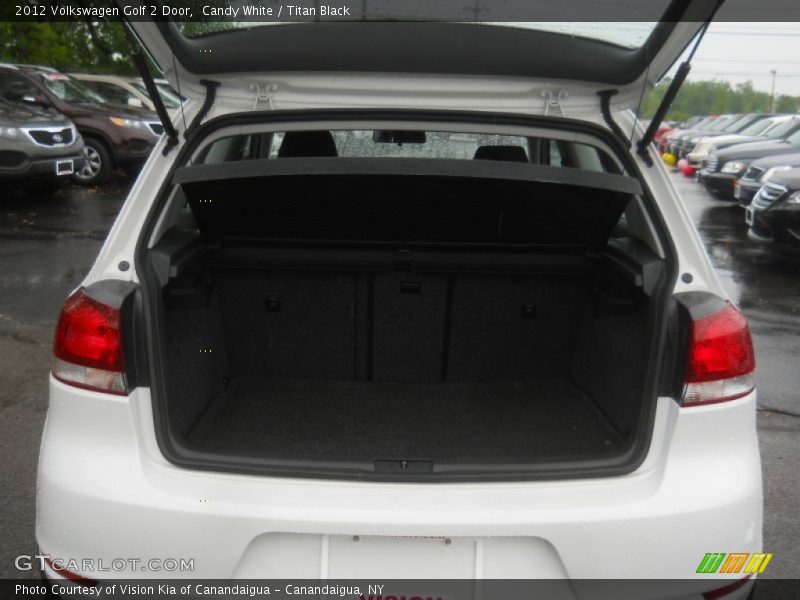Candy White / Titan Black 2012 Volkswagen Golf 2 Door