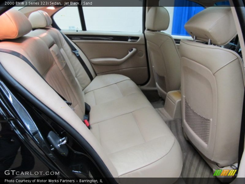 Jet Black / Sand 2000 BMW 3 Series 323i Sedan