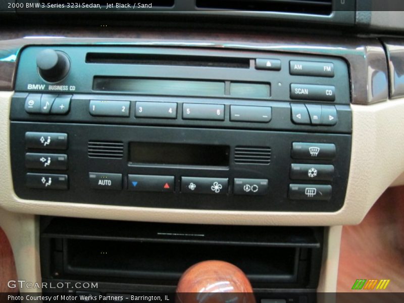 Jet Black / Sand 2000 BMW 3 Series 323i Sedan