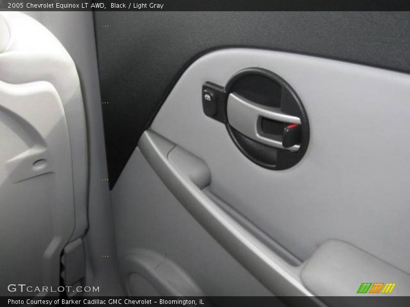 Black / Light Gray 2005 Chevrolet Equinox LT AWD