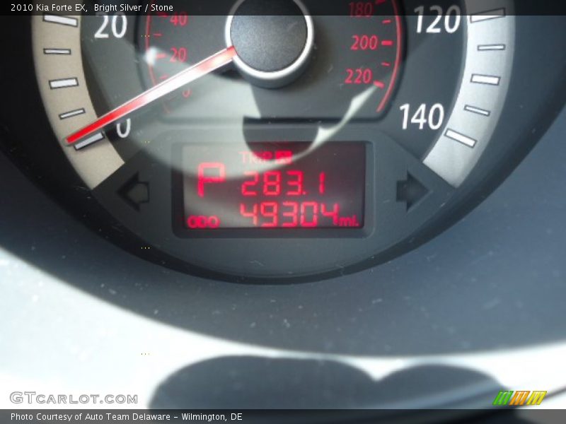 Bright Silver / Stone 2010 Kia Forte EX