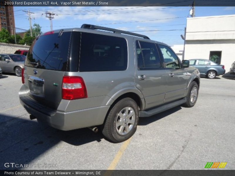 Vapor Silver Metallic / Stone 2009 Ford Expedition XLT 4x4