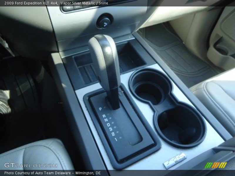 Vapor Silver Metallic / Stone 2009 Ford Expedition XLT 4x4