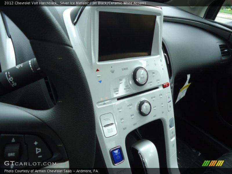 Dashboard of 2012 Volt Hatchback