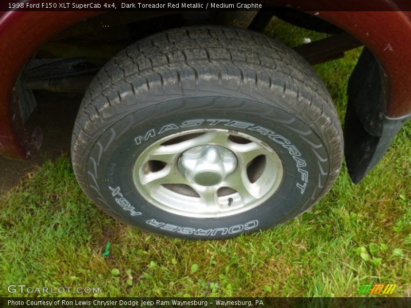 Dark Toreador Red Metallic / Medium Graphite 1998 Ford F150 XLT SuperCab 4x4