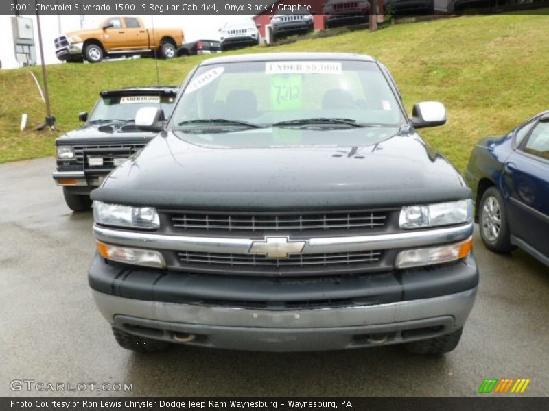 Onyx Black / Graphite 2001 Chevrolet Silverado 1500 LS Regular Cab 4x4
