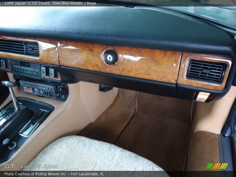 Dashboard of 1986 XJ XJS Coupe