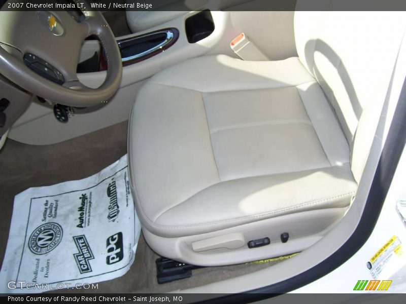 White / Neutral Beige 2007 Chevrolet Impala LT