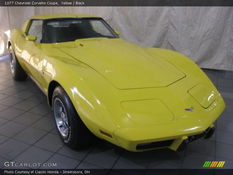 Yellow / Black 1977 Chevrolet Corvette Coupe