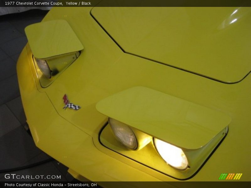Pop-Up headlights - 1977 Chevrolet Corvette Coupe