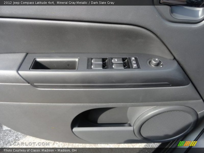 Mineral Gray Metallic / Dark Slate Gray 2012 Jeep Compass Latitude 4x4