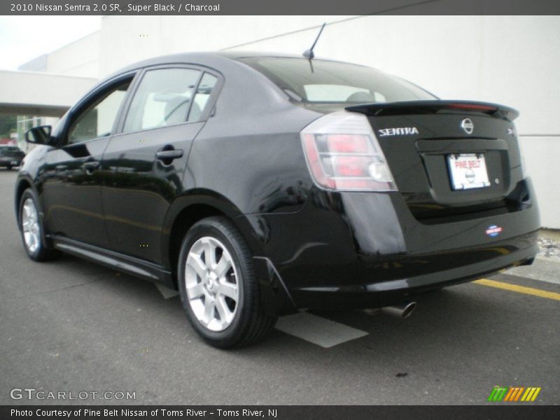 Super Black / Charcoal 2010 Nissan Sentra 2.0 SR