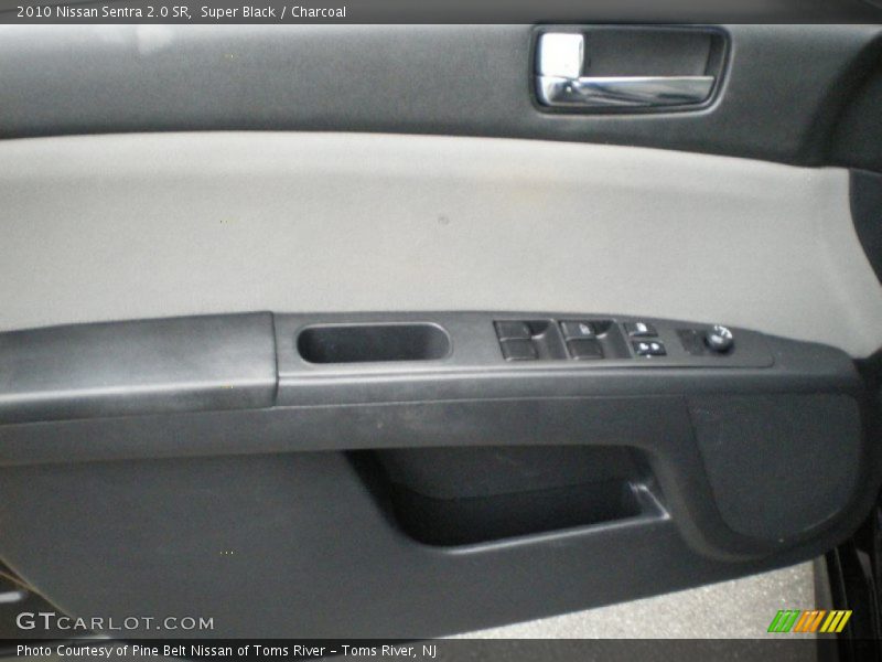 Super Black / Charcoal 2010 Nissan Sentra 2.0 SR