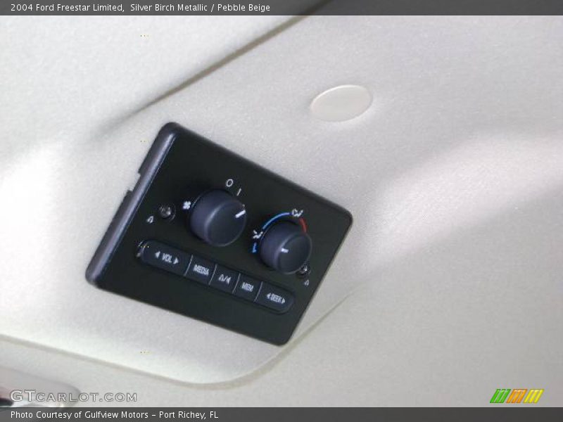 Silver Birch Metallic / Pebble Beige 2004 Ford Freestar Limited