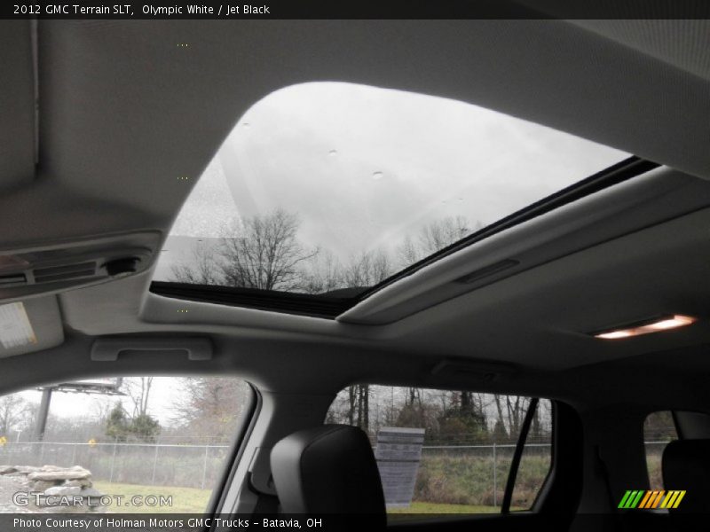 Olympic White / Jet Black 2012 GMC Terrain SLT