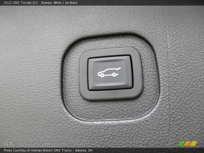 Olympic White / Jet Black 2012 GMC Terrain SLT