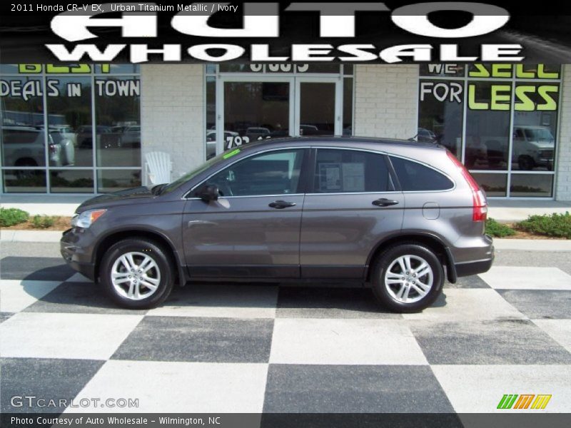 Urban Titanium Metallic / Ivory 2011 Honda CR-V EX