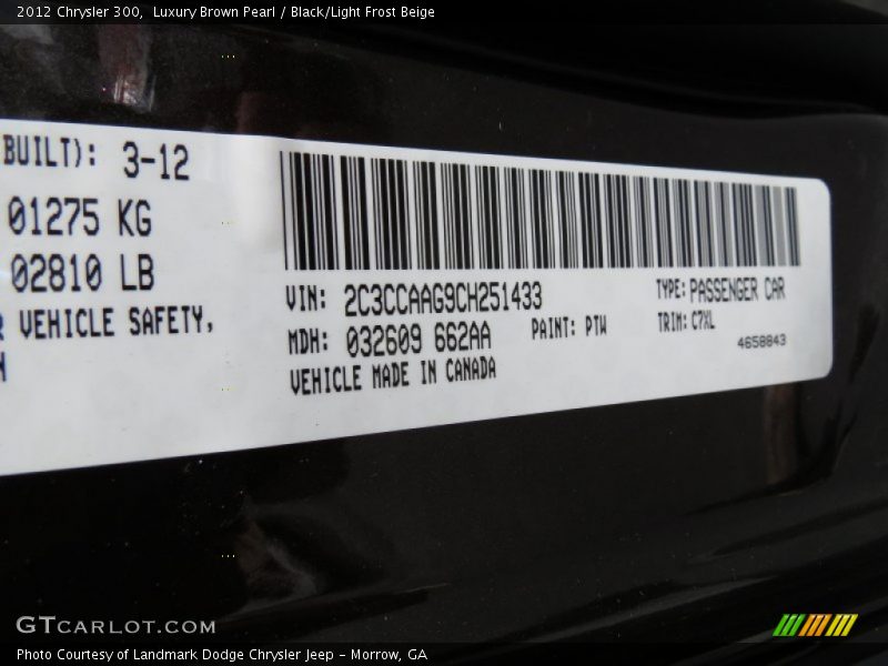 Luxury Brown Pearl / Black/Light Frost Beige 2012 Chrysler 300