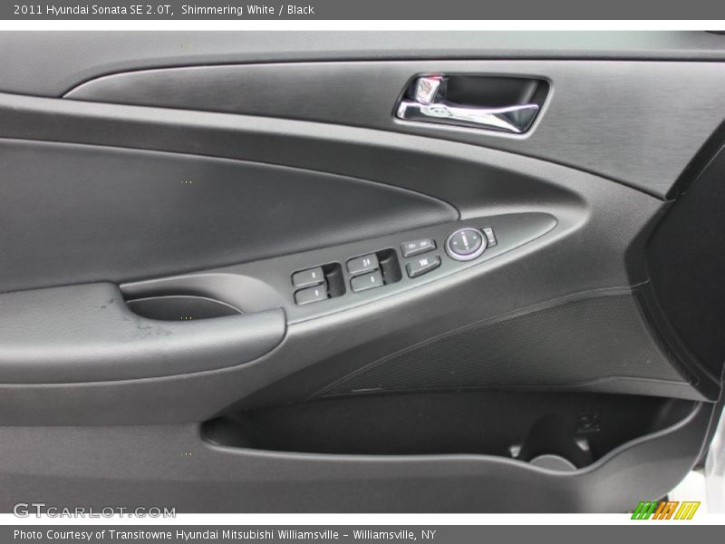Shimmering White / Black 2011 Hyundai Sonata SE 2.0T